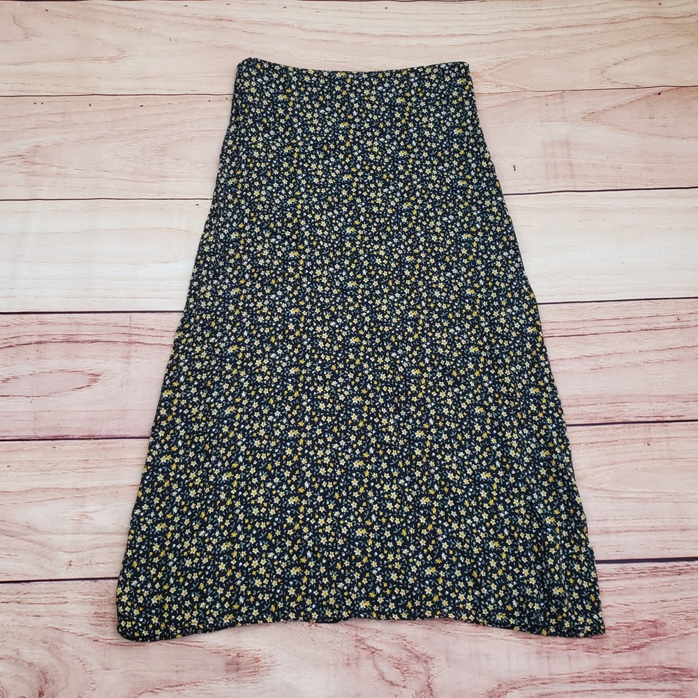 Brandy Melville Floral Midi Skirt Womens One Size Black Ditsy Cottagecore Floral